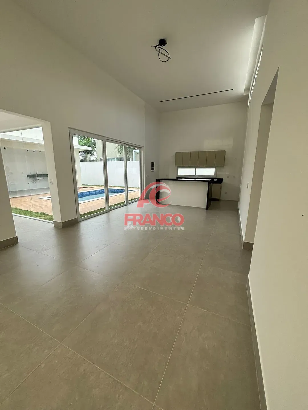 Casa, 3 quartos, 289 m² - Foto 42