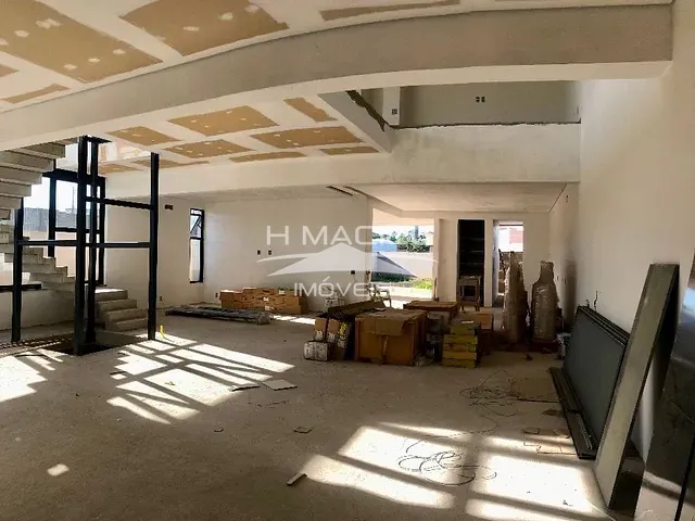 Casa com 448m² 4 quartos e 6 banheiros, à venda, no bairro Swiss Park em Campinas