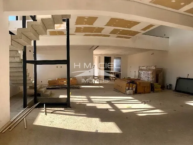 Casa com 448m² 4 quartos e 6 banheiros, à venda, no bairro Swiss Park em Campinas