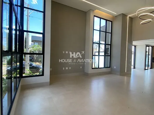Casa com 375m² 3 quartos e 4 banheiros, à venda, no bairro Setor Morada do Lago em Trindade