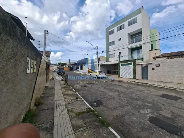 Casa com 253m² 3 quartos e 2 banheiros, à venda, no bairro Recreio em Vitória da Conquista