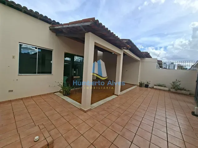 Casa com 253m² 3 quartos e 2 banheiros, à venda, no bairro Recreio em Vitória da Conquista