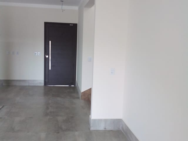 Casa com 250m² 3 quartos e 5 banheiros, à venda, no bairro Jardim Panorama em Vinhedo
