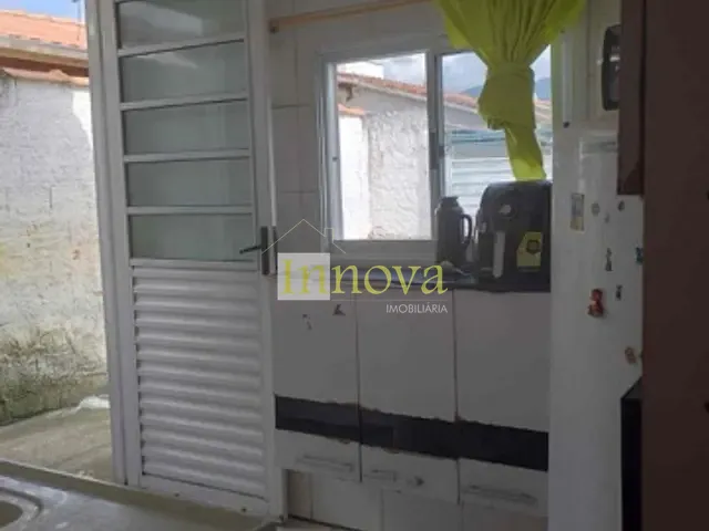 Casa com 124m² 2 quartos e 1 banheiro, à venda, no bairro Nova Caragua I em Caraguatatuba