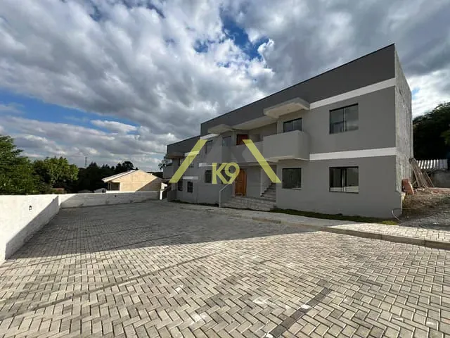Casa 2 quartos e 1 banheiro, à venda, no bairro Embu em Colombo