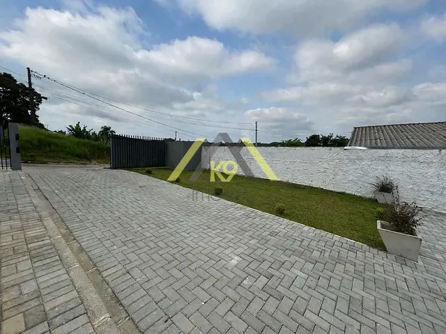 Casa 2 quartos e 1 banheiro, à venda, no bairro Embu em Colombo