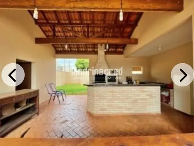 Casa com 500m² 4 quartos e 4 banheiros, à venda, no bairro Jardim Pérola em Londrina