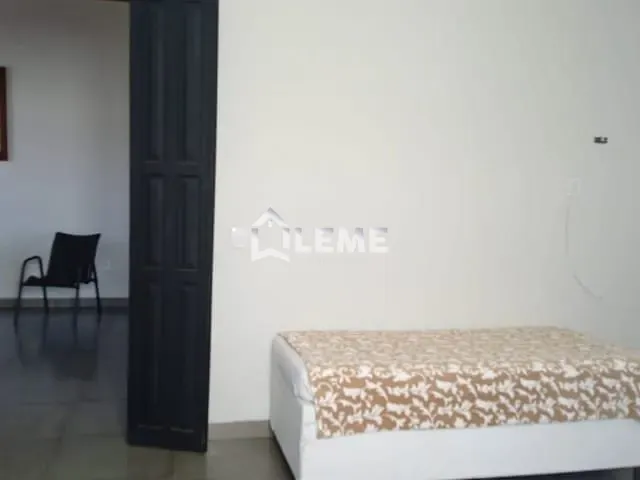 Casa com 250m² 1 quarto e 1 banheiro, à venda, no bairro Residencial Mais Parque Mococa em Mococa