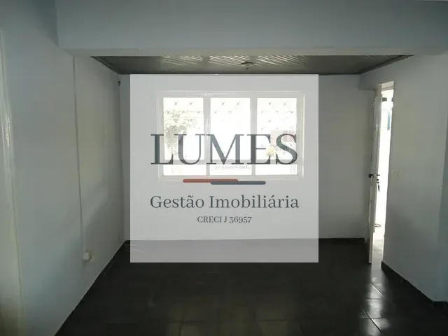 Casa com 300m² 3 quartos e 1 banheiro, à venda, no bairro Cidade Jardim II em Americana