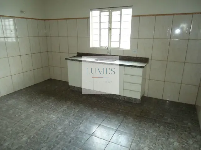 Casa com 300m² 3 quartos e 1 banheiro, à venda, no bairro Cidade Jardim II em Americana
