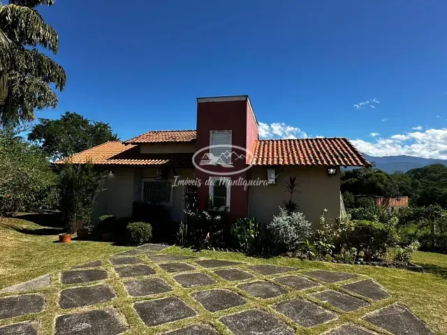 Casa 2 quartos e 2 banheiros, para alugar, no bairro Jardim Martinelli (Penedo) em Itatiaia
