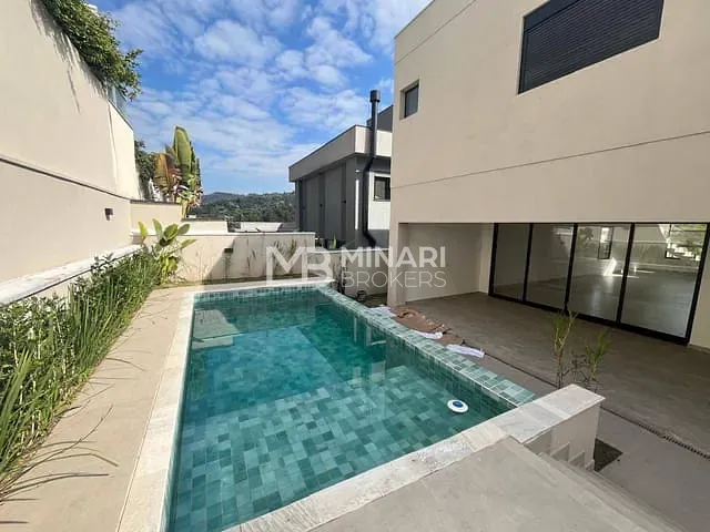 Casa 4 quartos e 6 banheiros, à venda, no bairro Cidade Tamboré em Santana de Parnaíba