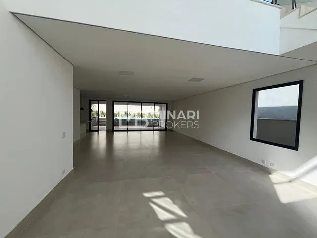 Casa 4 quartos e 6 banheiros, à venda, no bairro Cidade Tamboré em Santana de Parnaíba