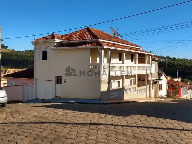 Casa com 120m², à venda, no bairro Pedralva em Pedralva