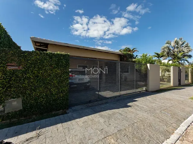 Casa 4 quartos e 7 banheiros, à venda, no bairro Setor Habitacional Jardim Botânico em Brasília