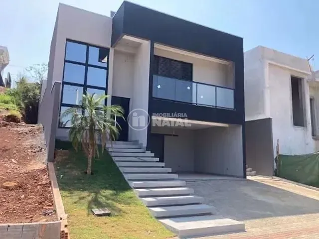 Casa com 264m² 3 quartos e 5 banheiros, à venda, no bairro Gleba Simon Frazer em Londrina