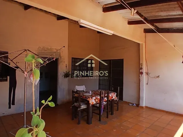 Casa 2 quartos e 1 banheiro, à venda, no bairro Jardim Alvorada em Cambé