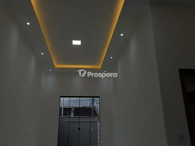 Casa 3 quartos e 2 banheiros, à venda, no bairro Jardim Helvécia em Aparecida de Goiânia