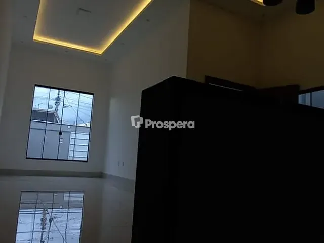 Casa 3 quartos e 2 banheiros, à venda, no bairro Jardim Helvécia em Aparecida de Goiânia