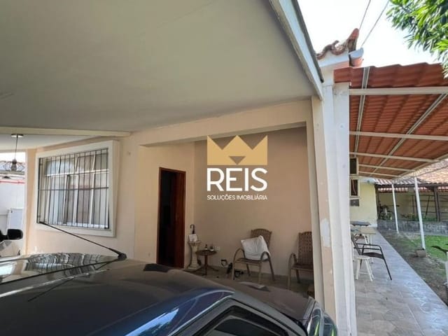 Casa com 500m² 5 quartos e 3 banheiros, à venda, no bairro Senador Vasconcelos em Rio de Janeiro