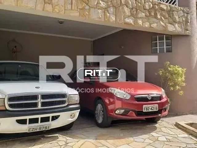 Casa com 400m² 5 quartos e 3 banheiros, à venda, no bairro Taquaral em Campinas
