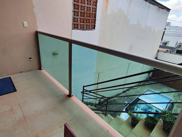 Casa 2 quartos e 3 banheiros, à venda, no bairro Bom Jesus em Contagem