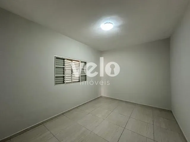 Casa com 250m² 3 quartos e 2 banheiros, à venda, no bairro Jardim Ana Emilia em Taubaté