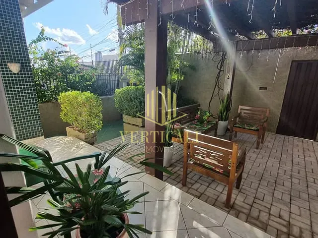 Casa com 826m² 4 quartos e 5 banheiros, à venda, no bairro Jardim Cuiabá em Cuiabá