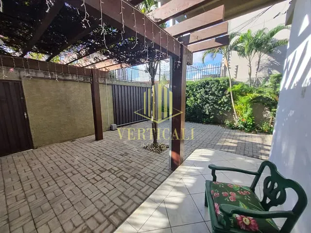 Casa com 826m² 4 quartos e 5 banheiros, à venda, no bairro Jardim Cuiabá em Cuiabá
