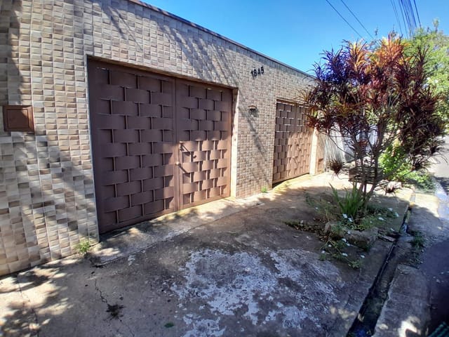 Casa com 160m² 3 quartos e 2 banheiros, à venda, no bairro Jardim Ipê em São João da Boa Vista