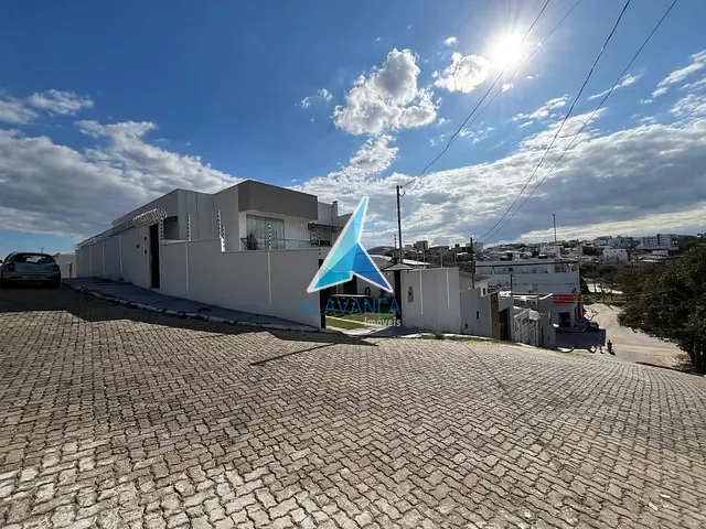 Casa com 298m² 3 quartos e 3 banheiros, à venda, no bairro Morada do Vale II em Governador Valadares