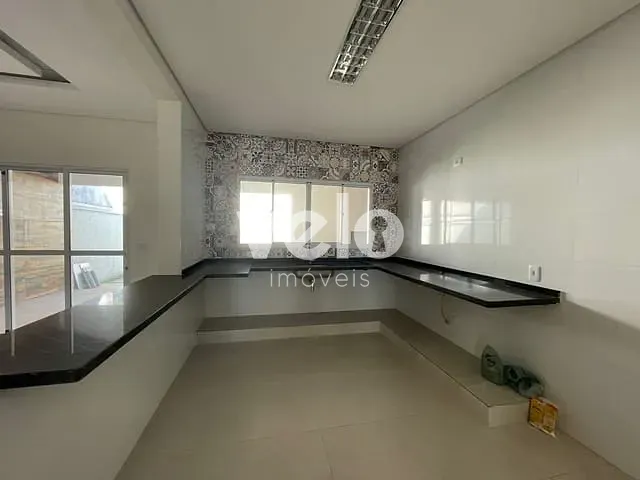 Casa 3 quartos e 3 banheiros, à venda, no bairro Piracangaguá em Taubaté