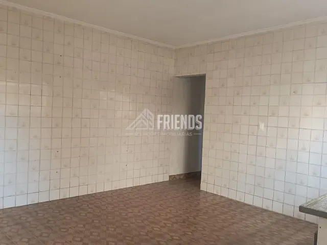 Casa com 90m² 2 quartos e 2 banheiros, para alugar, no bairro Vila Buenos Aires em São Paulo