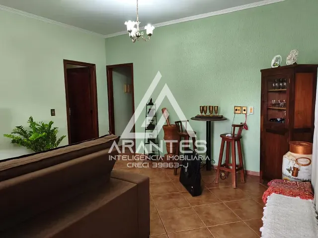Casa 4 quartos e 2 banheiros, à venda, no bairro Cristiano de Carvalho em Barretos