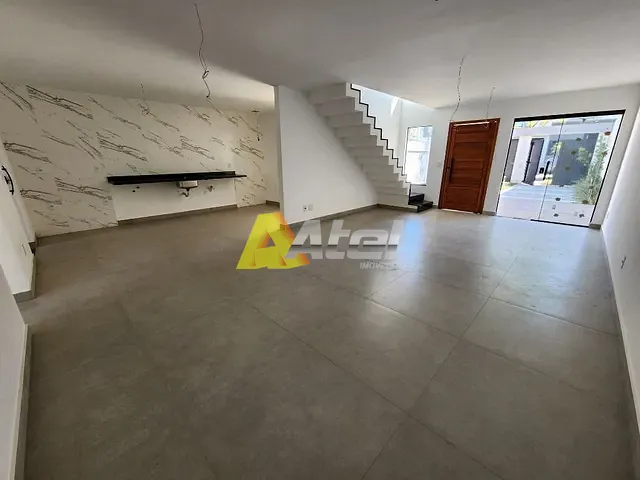 Casa com 180m² 5 quartos e 6 banheiros, à venda, no bairro Pechincha em Rio de Janeiro