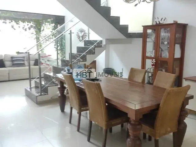Casa com 360m² 3 quartos e 4 banheiros, à venda, no bairro Quinta Ranieri em Bauru