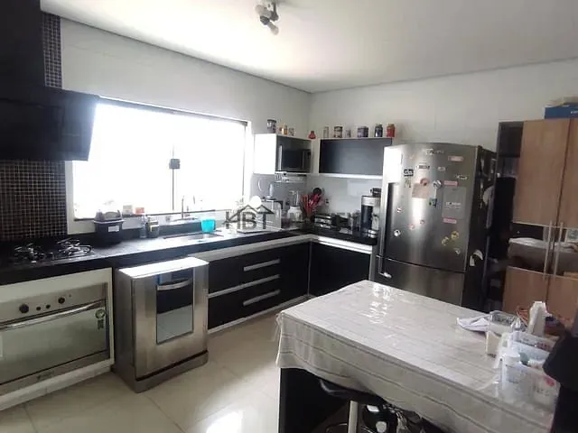 Casa com 360m² 3 quartos e 4 banheiros, à venda, no bairro Quinta Ranieri em Bauru