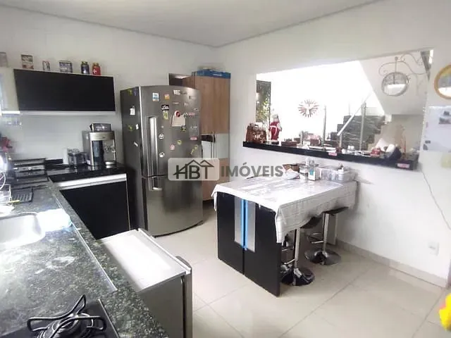 Casa com 360m² 3 quartos e 4 banheiros, à venda, no bairro Quinta Ranieri em Bauru