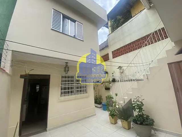 Casa com 125m² 3 quartos e 2 banheiros, à venda, no bairro Veloso em Osasco