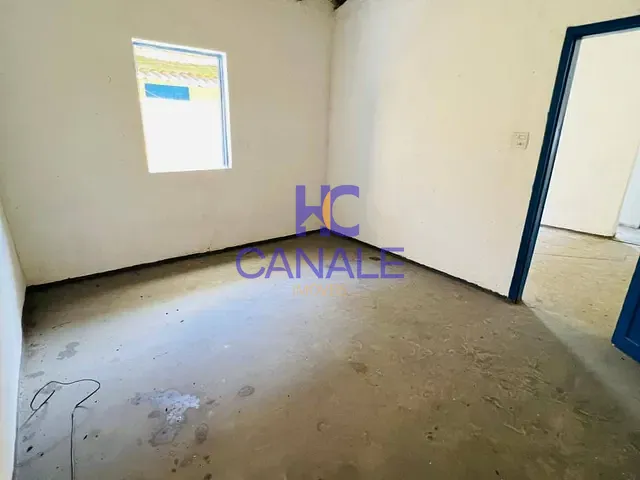 Casa 2 quartos e 2 banheiros, à venda, no bairro Nossa Sra. do Carmo em Duque de Caxias