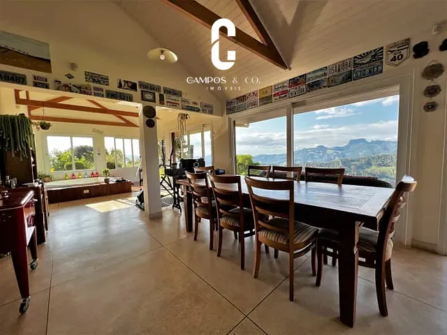 Casa com 28280m² 5 quartos e 5 banheiros, à venda, no bairro Alpes de Campos do Jordão em Campos Do Jordão