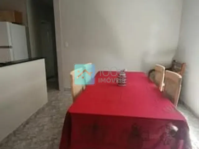 Casa com 274m² 4 quartos e 3 banheiros, à venda, no bairro Vila Tesouro em São José dos Campos