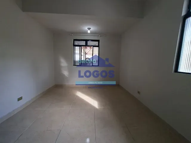 Casa com 380m² 3 quartos e 1 banheiro, para alugar, no bairro Belmonte em João Monlevade