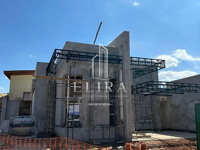 Casa 3 quartos e 3 banheiros, à venda, no bairro Jardim Dona Maria Azenha em Nova Odessa