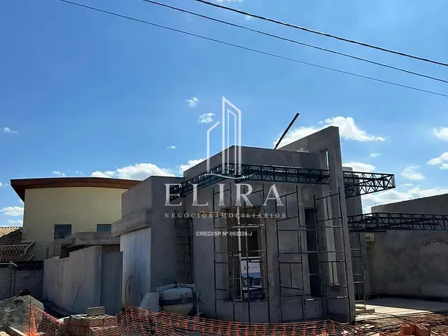 Casa 3 quartos e 3 banheiros, à venda, no bairro Jardim Dona Maria Azenha em Nova Odessa