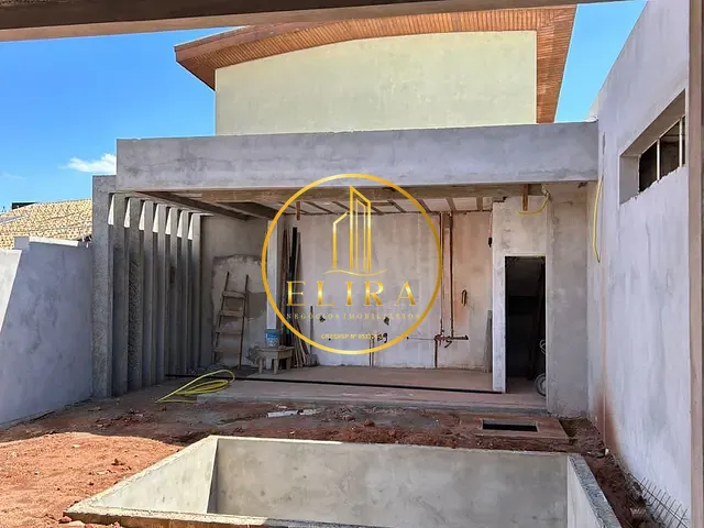 Casa 3 quartos e 3 banheiros, à venda, no bairro Jardim Dona Maria Azenha em Nova Odessa
