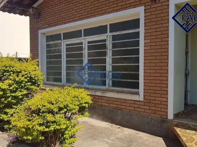 Casa com 290m² 2 quartos e 1 banheiro, à venda, no bairro Centro em Vinhedo