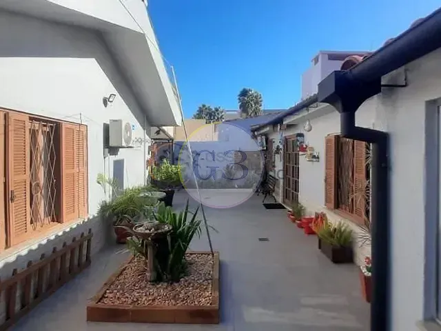 Casa 4 quartos e 2 banheiros, à venda, no bairro Areal em Pelotas