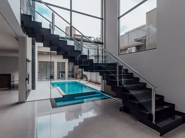 Casa com 320m² 3 quartos e 5 banheiros, à venda, no bairro Esperança em Londrina