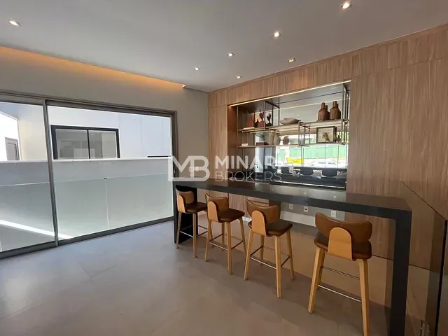 Casa 3 quartos e 5 banheiros, à venda, no bairro Alphaville Residencial Um em Barueri